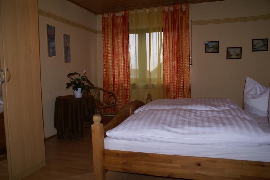 Pension Lindenhof Limburg an der Lahn Bilik gambar